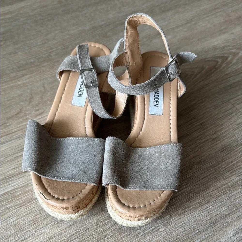 Steve Madden Gray Espadrille Wedges